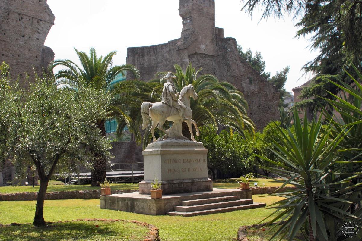 Statue in museum grounds