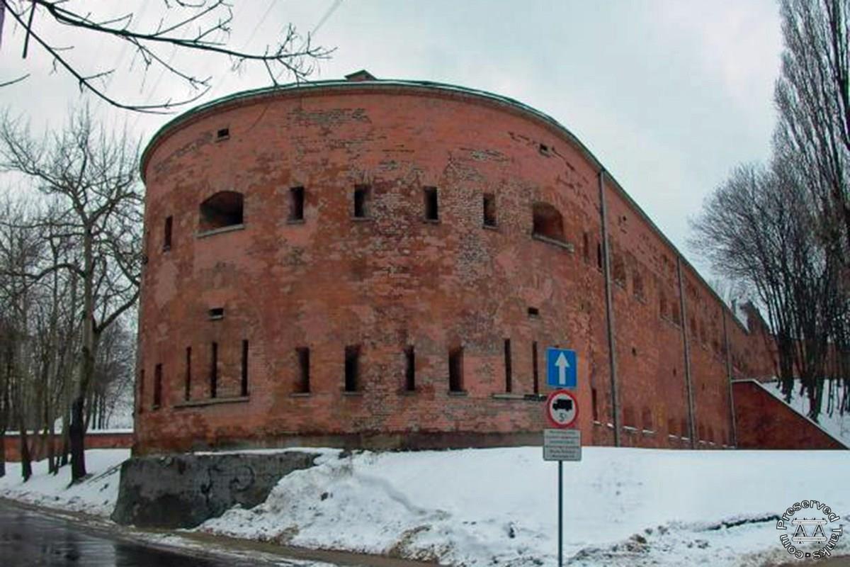 The Kaponiera bastion at the Citadel, photo by Z. Struck