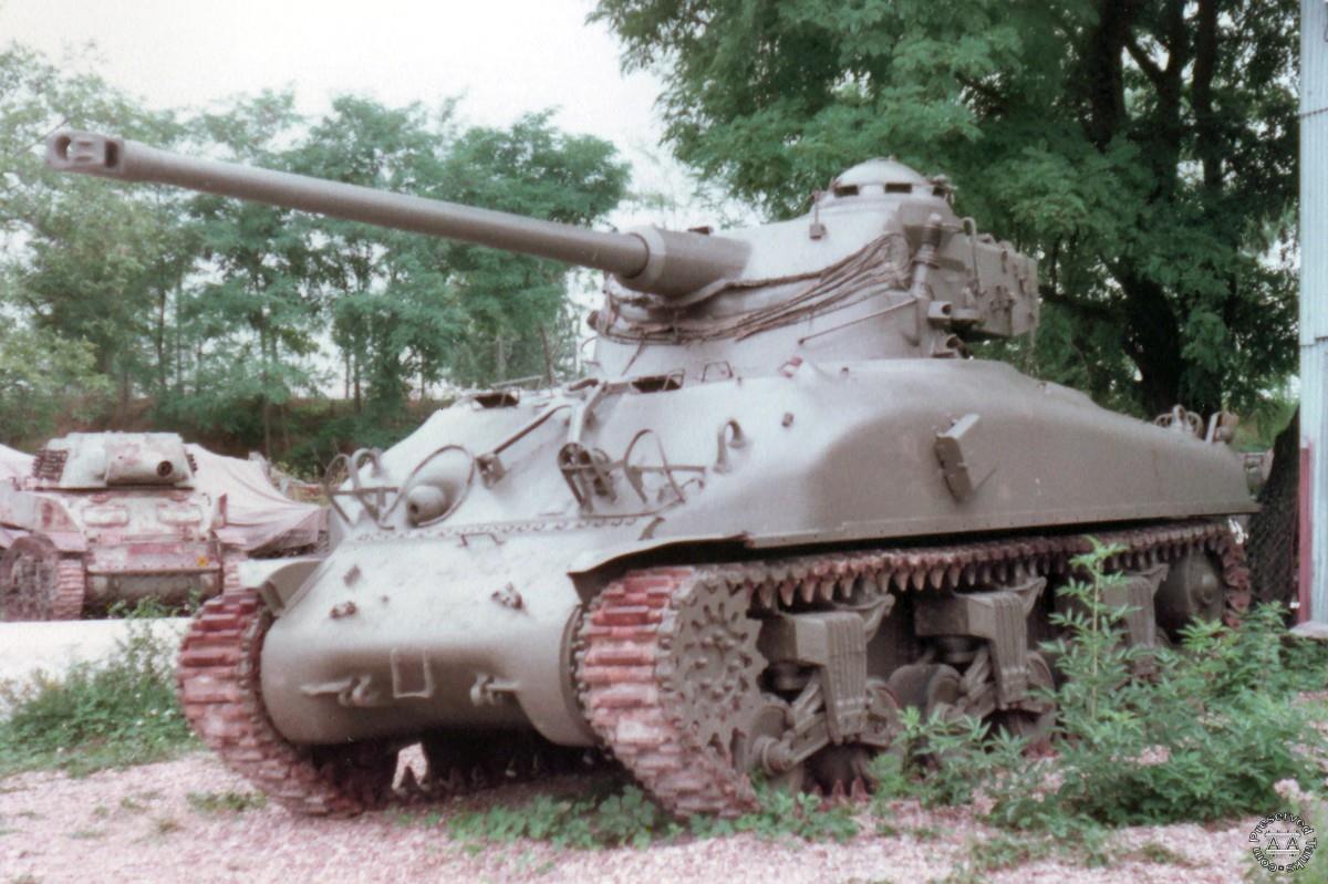 M4A1 FL10 Sherman Tank. 